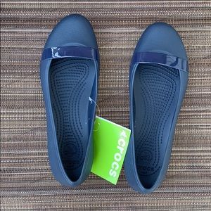 NEW Crocs Brynn Flats